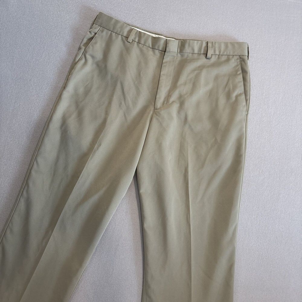 Dockers Golf 38x32 TAN Men's Pants Chino Flat Front Straight Leg EXCELLENT - Picture 2 of 8